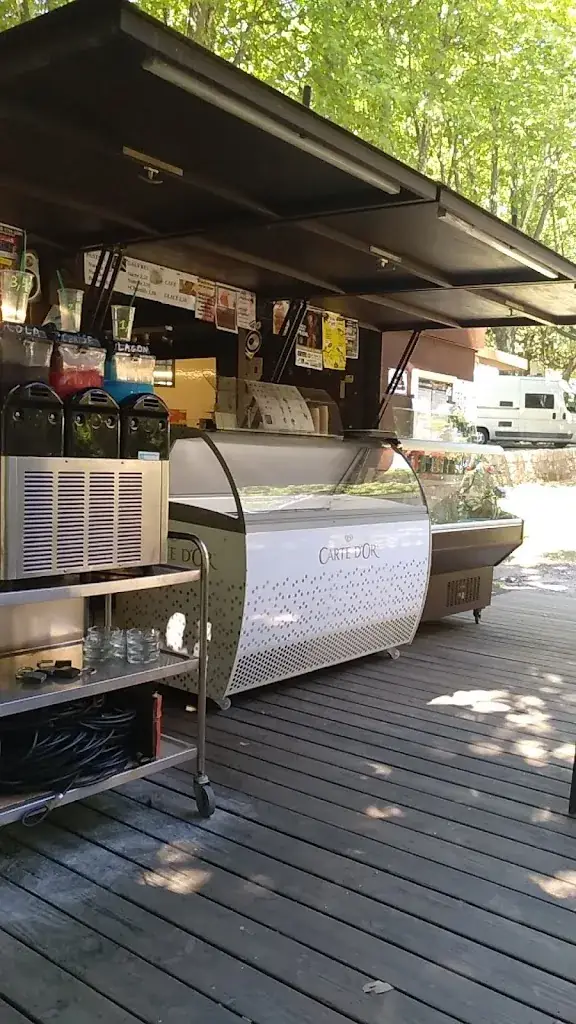 Snack Les Castas restaurant in Vigan