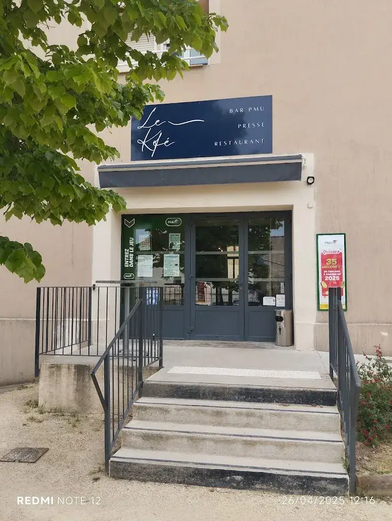 Le Kfé restaurant in Lédignan