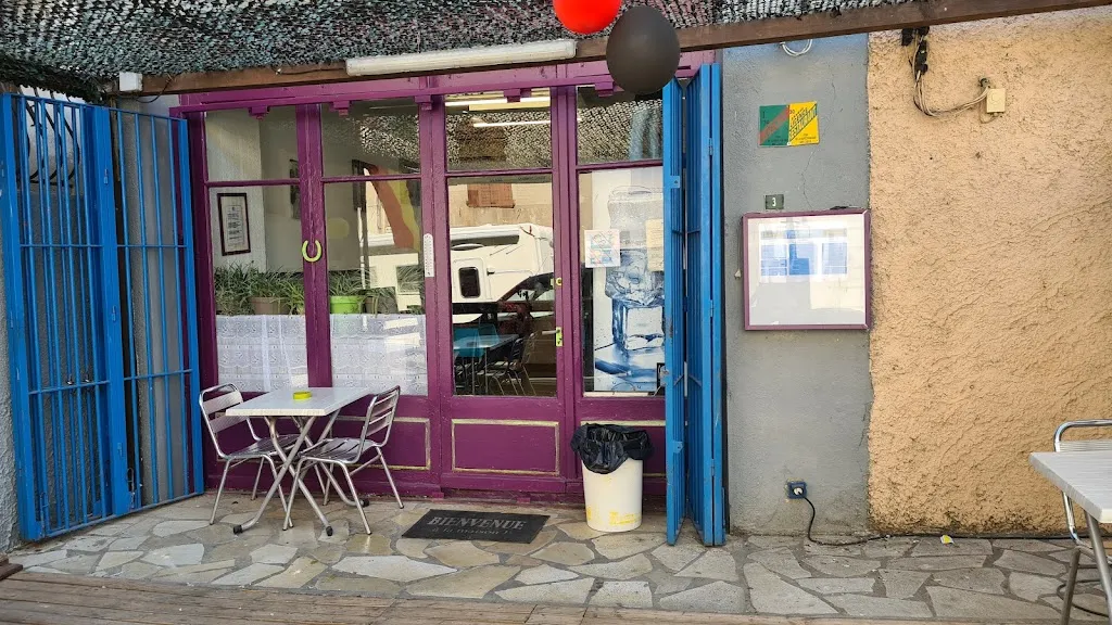 Carre Bleu_Lédignan_slider_image_1