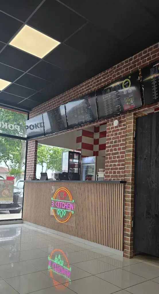 Jeremy Duplouy_3 Kitchen_Léguevin_review