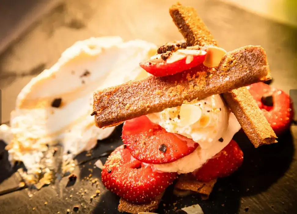 Le Dauphin_Grau-du-Roi_slider_image_3