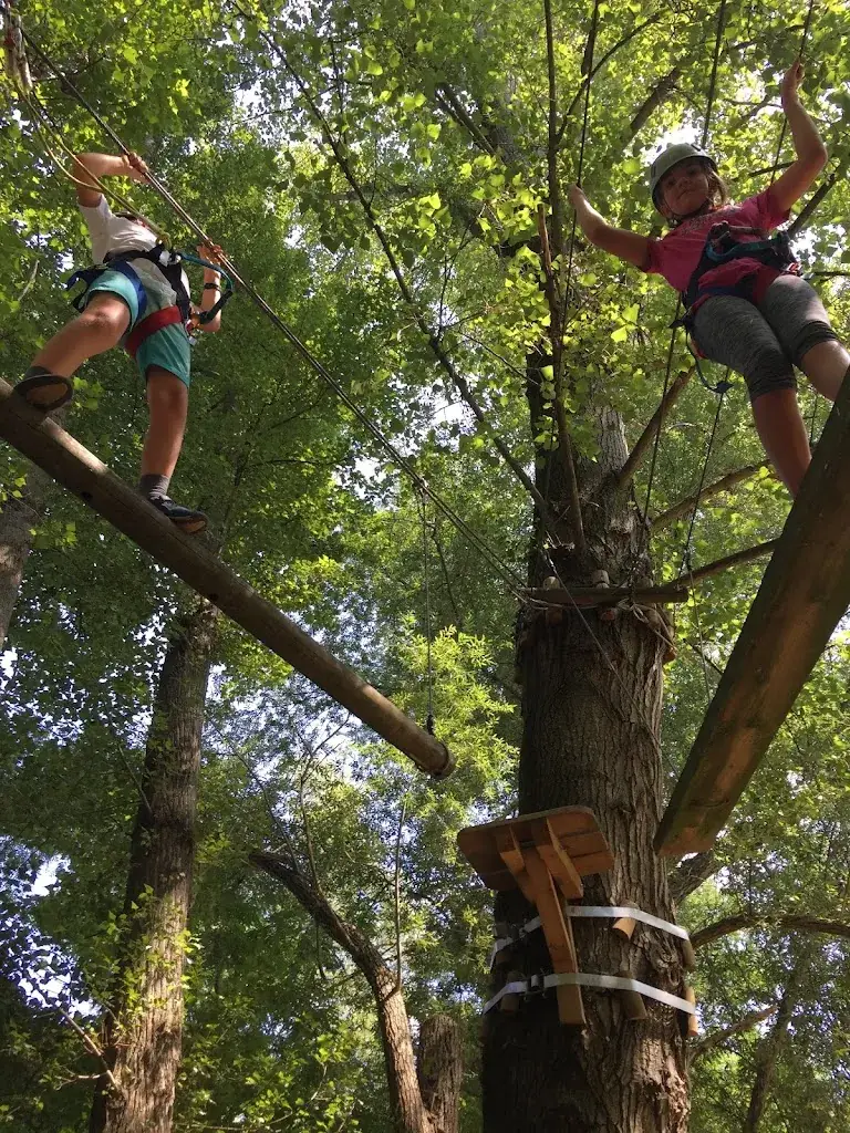 Noël TEYSSIER_La Taverne Du Rosey_Marlhes_review