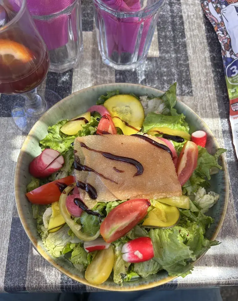 Floriane Verse_L'Ancre_Grau-du-Roi_review