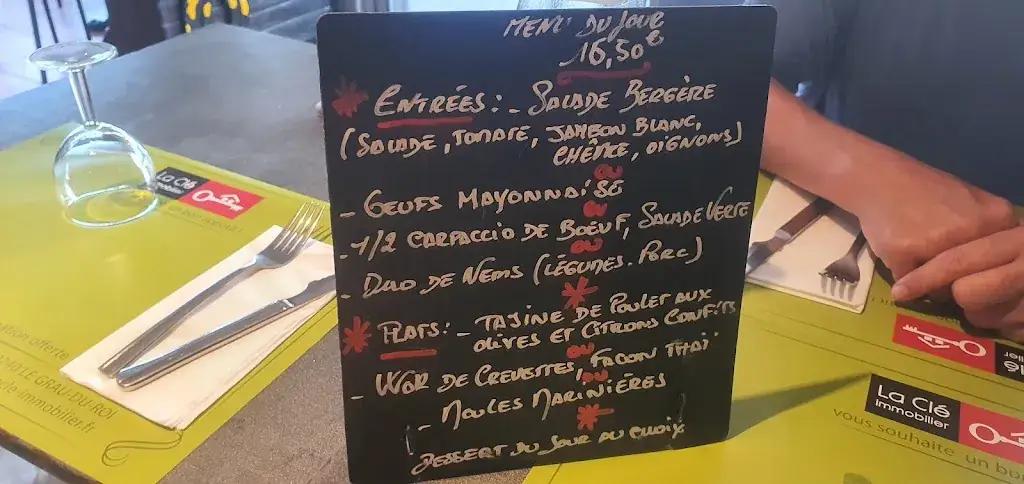 Andrew Campbell_La Salamandre_Grau-du-Roi_avis