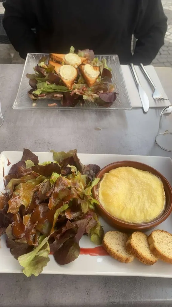 Sofia Fantin_Restaurant L'Insolit...._Grau-du-Roi_review