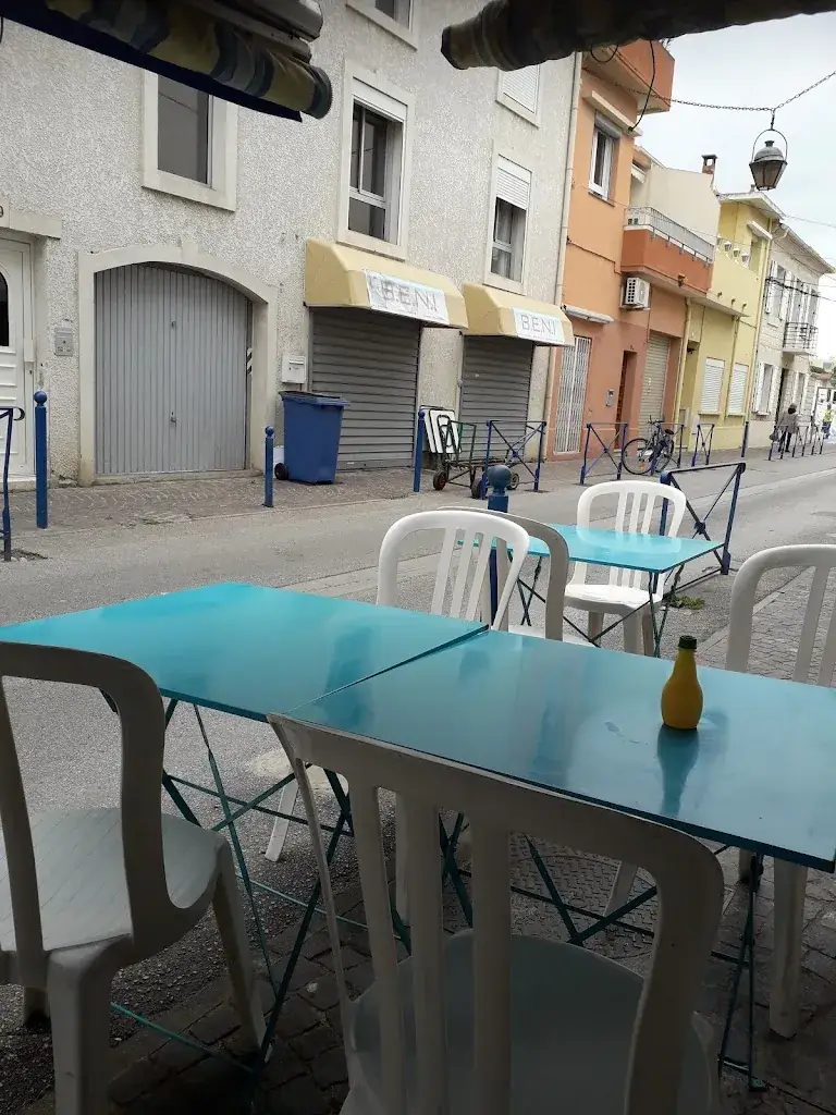 La Barque Bleue restaurant in Grau-du-Roi