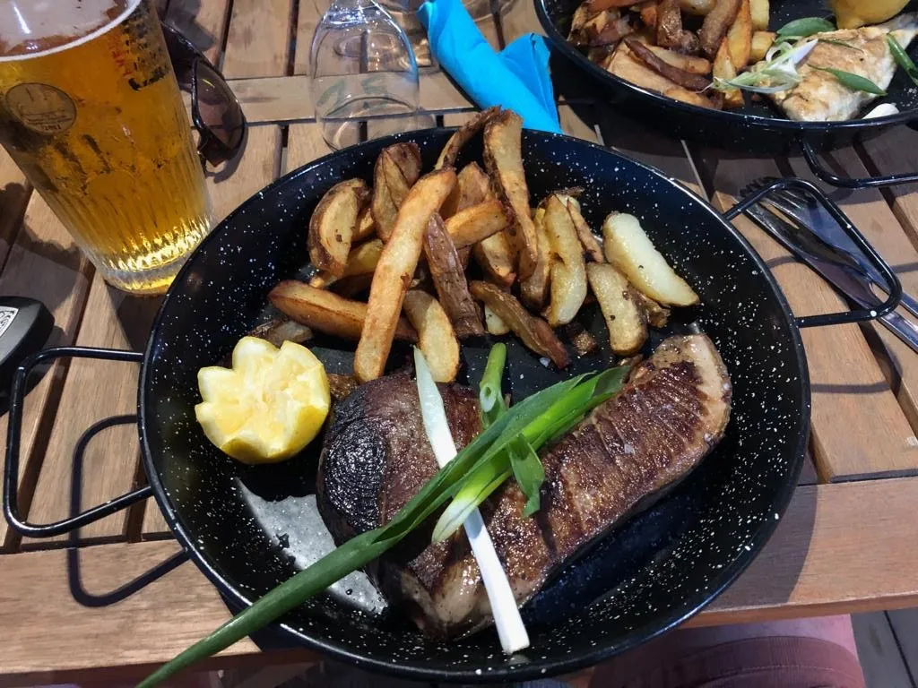 Menu_L'Estuaire Plage_Grau-du-Roi_image_8