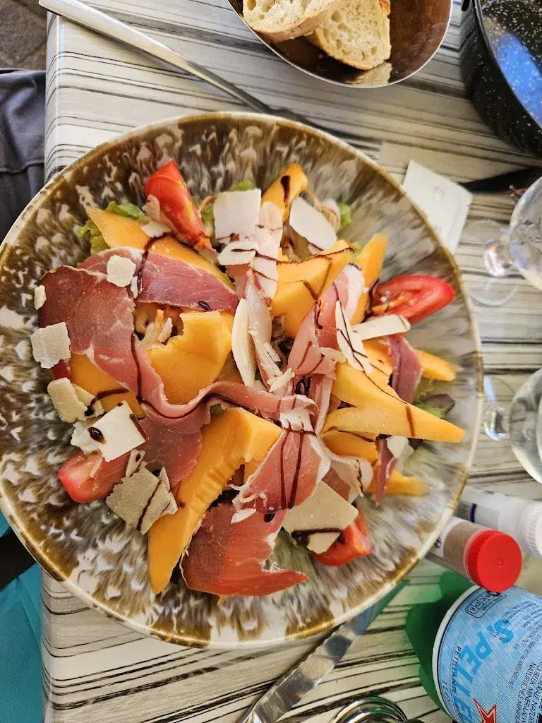 Laurent Damême_Le Modern Café_Grau-du-Roi_reseña