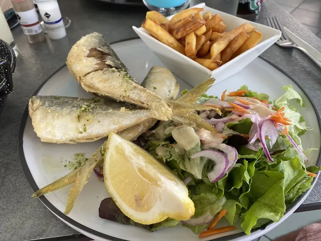 Le Modern Café_Grau-du-Roi_slider_image_3