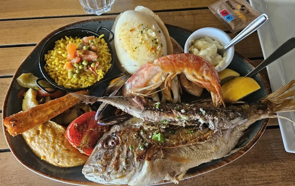 Bamboo Beach_Grau-du-Roi_slider_image_3