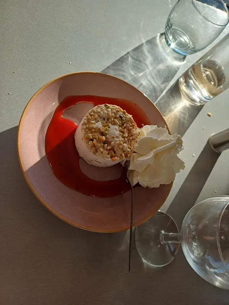 Miranda_Phar’niente_Grau-du-Roi_review