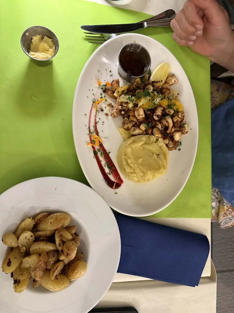 Delila Alagoz_Restaurant du Port - Grau-du-Roi_Grau-du-Roi_avis