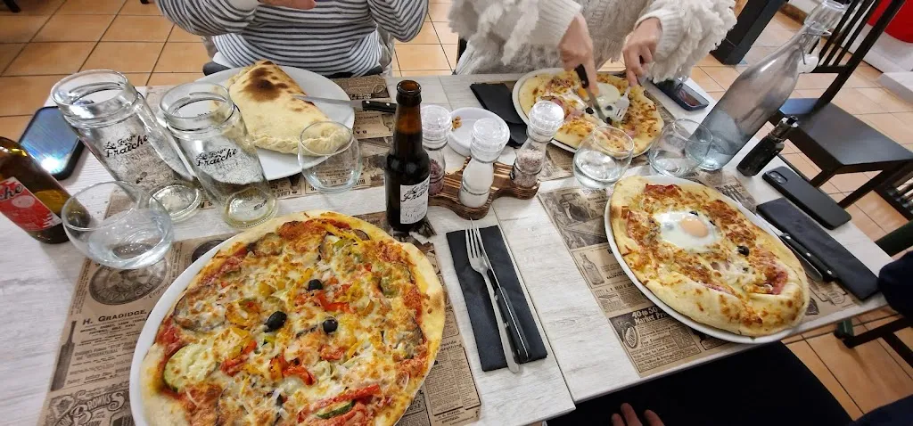 Chez Yaya_Lespignan_slider_image_2