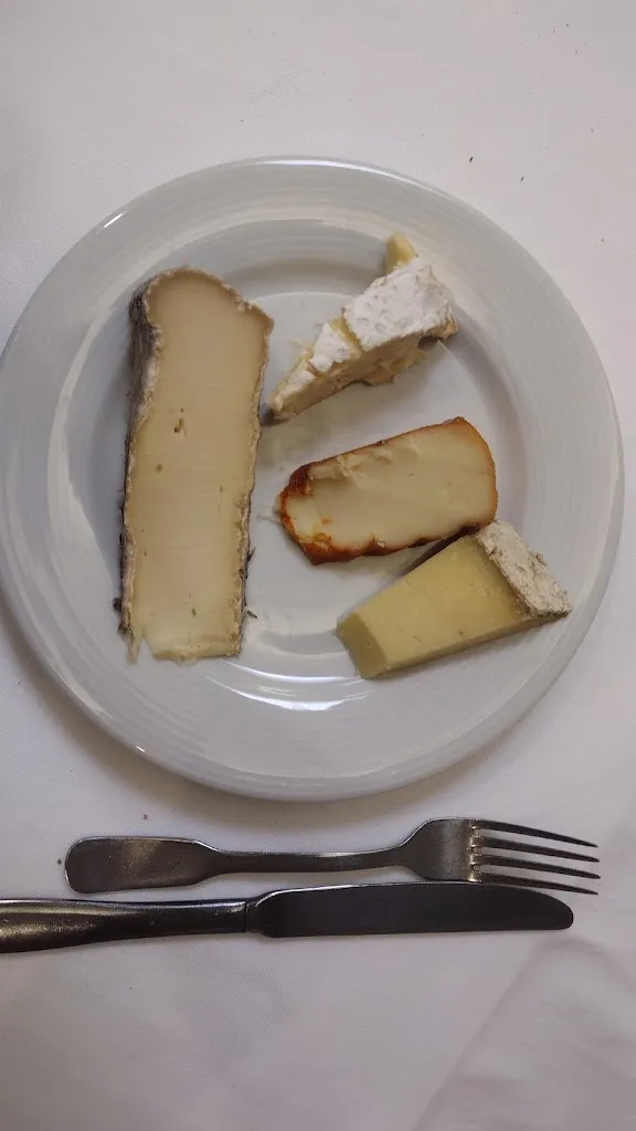 Menu_Restaurant Le Clos Fleuri - Maison d'hôtes Vigier_Maringues_image_5