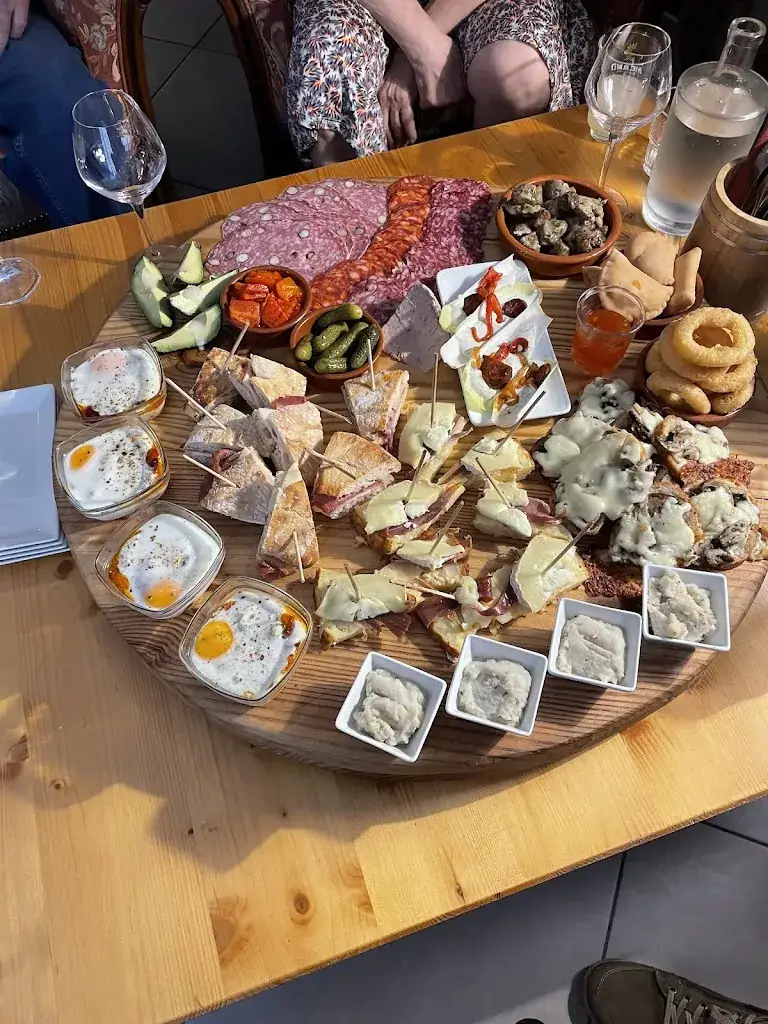 SLIWINSKI-GILES Ghislaine_La Grange O Vins_Lespignan_review