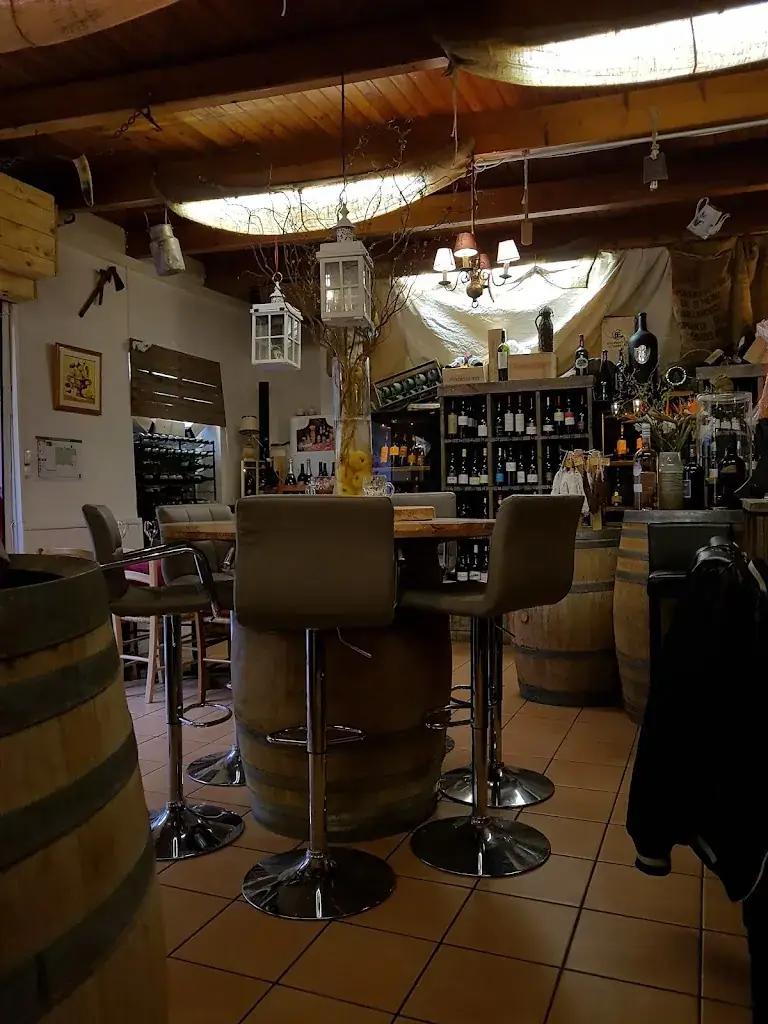 La Grange O Vins restaurante en Lespignan