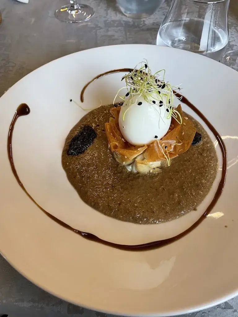 Colette Empain_Les Secrets de Celine_Lézan_review