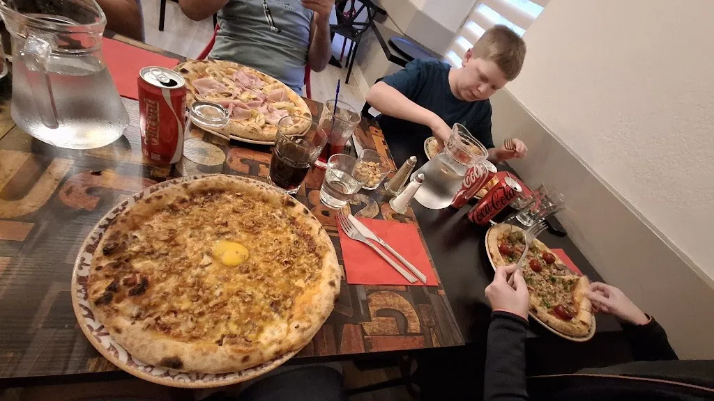 Jimmy Druyts_Pizzeria Dall’ innamorato_Lézan_review