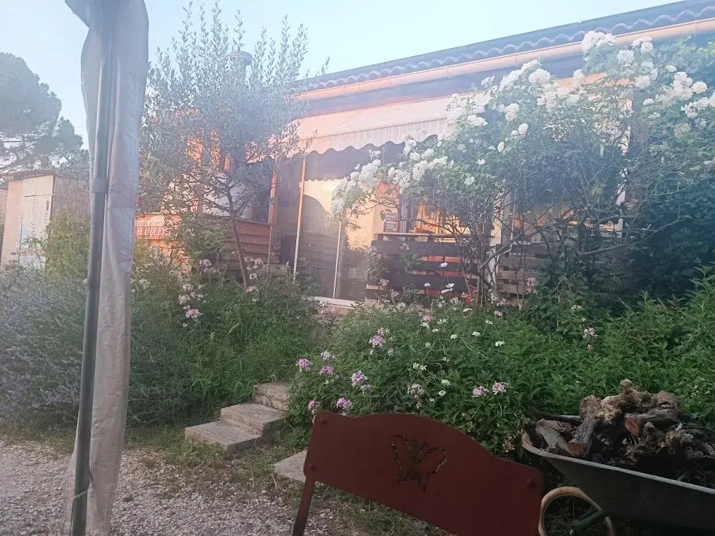 Sean O'Neill_PIZZANA livraison,emporter pizza,burgers..._Lézan_review