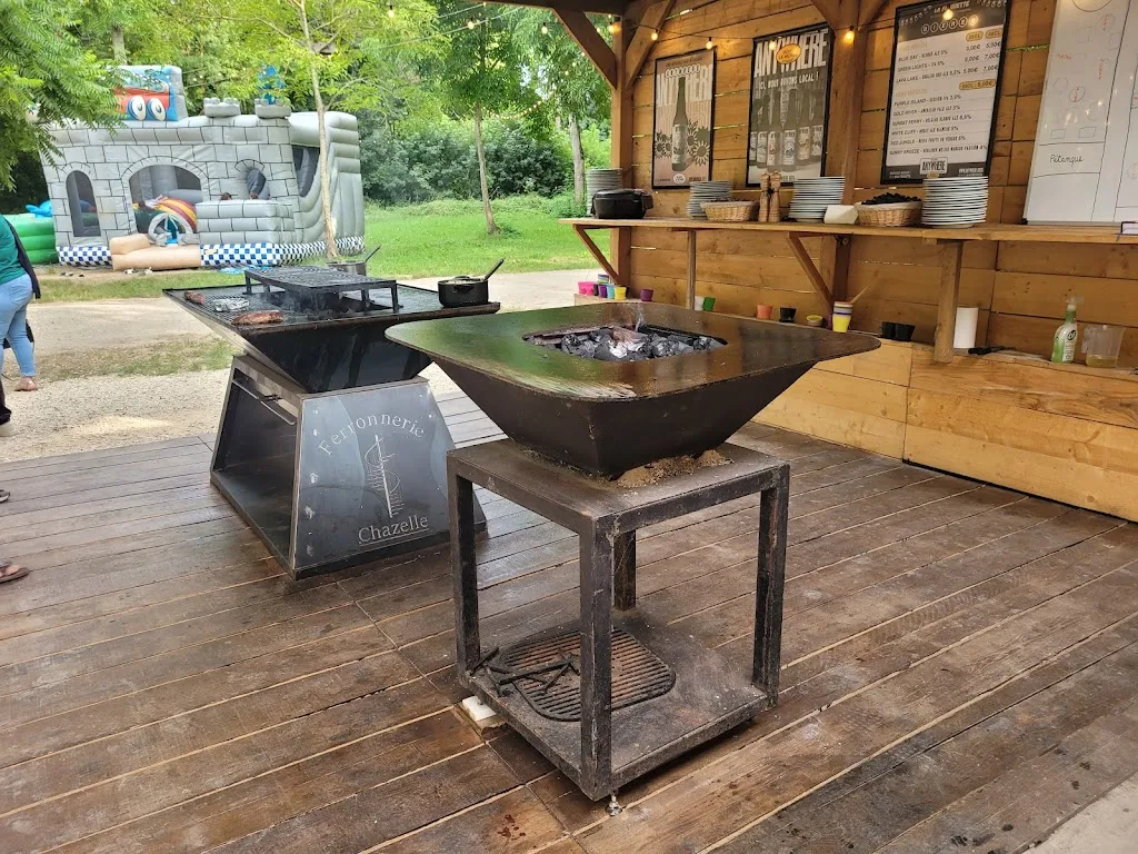 La Fouguette - guinguette éphémère restaurant in Lévignac