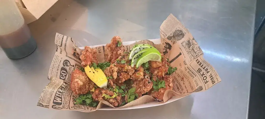 Mister Fishy Food Truck_Lévignac_slider_image_1