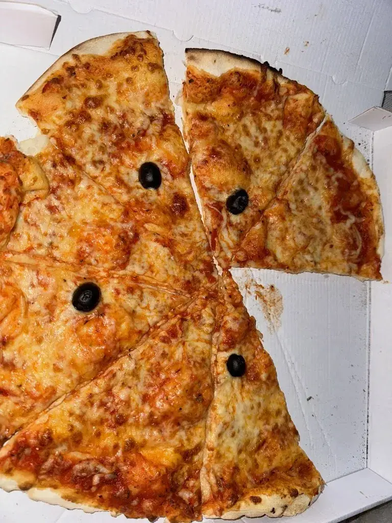 Laura 1609_Pizza' iolo_Maringues_recensione