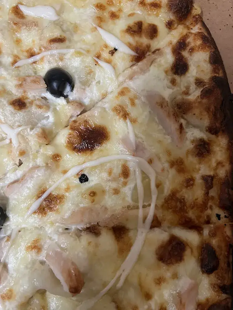 Pizza' iolo_Maringues_slider_image_3