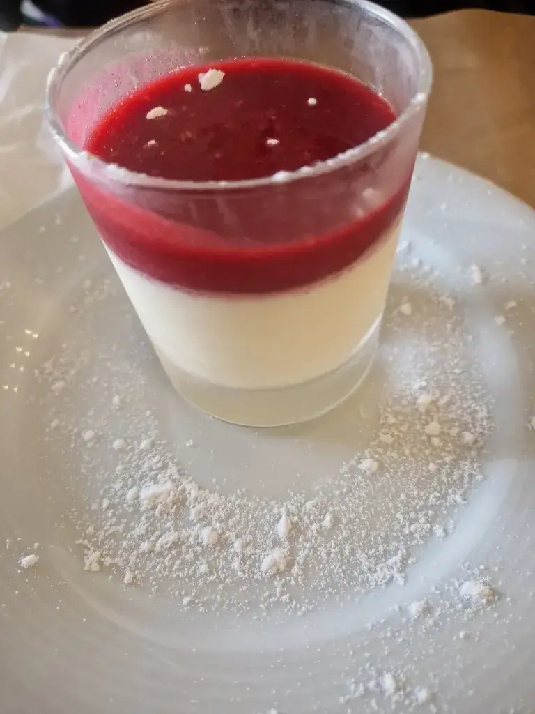 Miss Kdo_Vis La Joie_Lherm_review