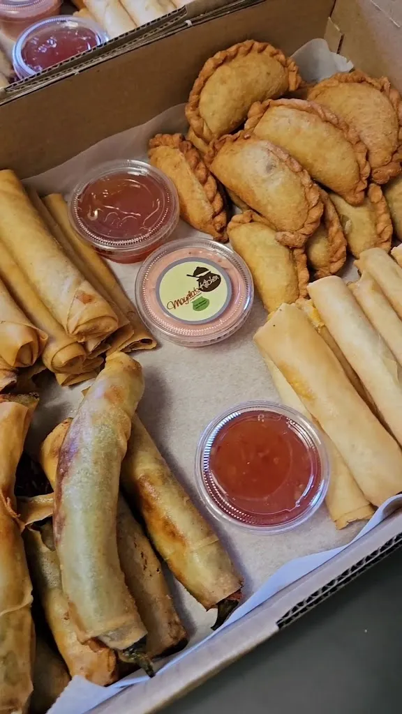 Mayela's Kitchen_Lherm_slider_image_2