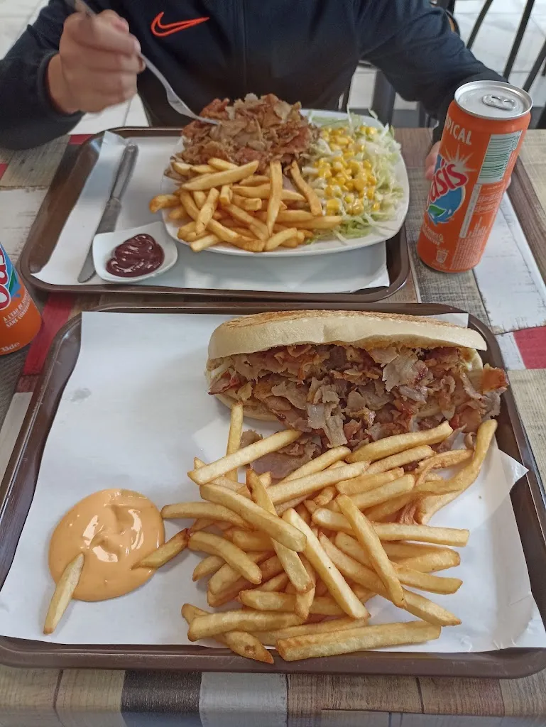 Menu_Nadhir food_Maringues_image_7