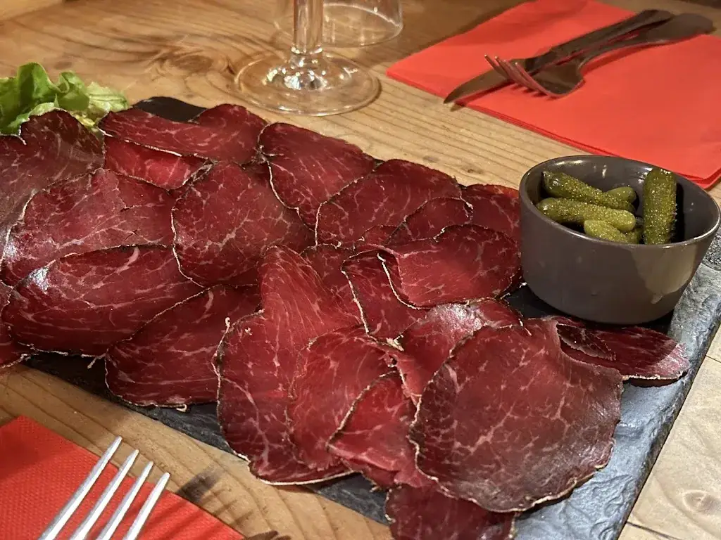 Jonathan Frontado_La Table à Raclette_Saint-Julien-en-Genevois_review