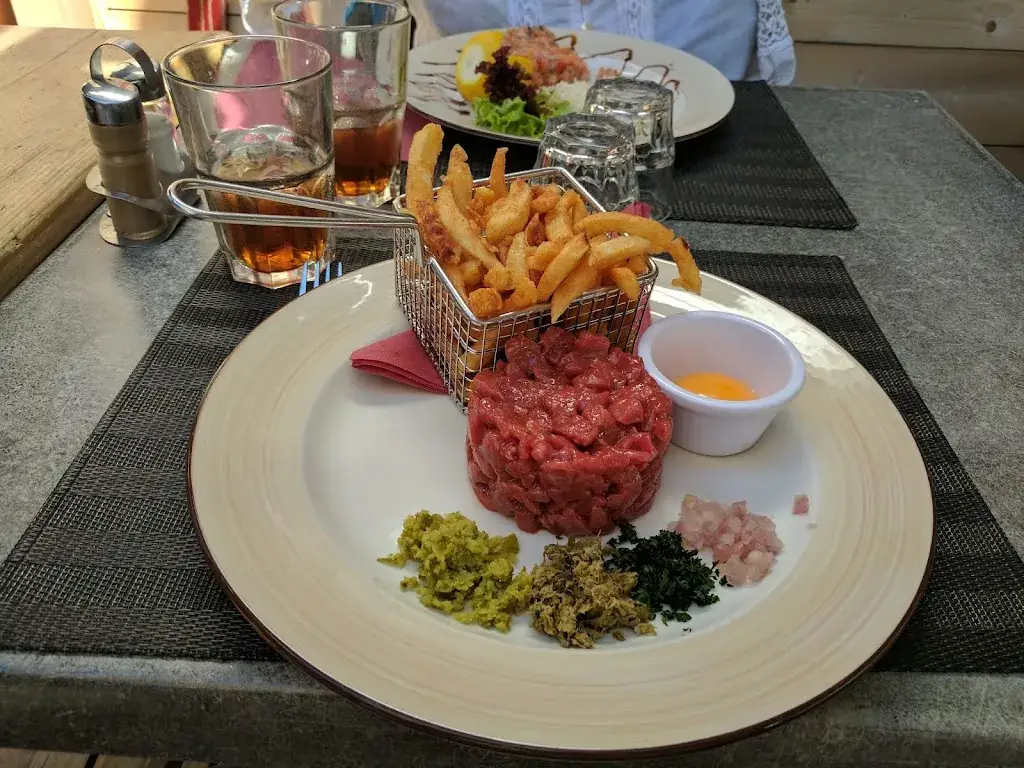 La Table à Raclette_Saint-Julien-en-Genevois_slider_image_3