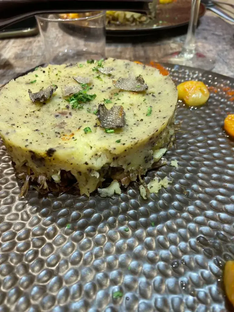 Kasa de l'Ours La_Angles_slider_image_2