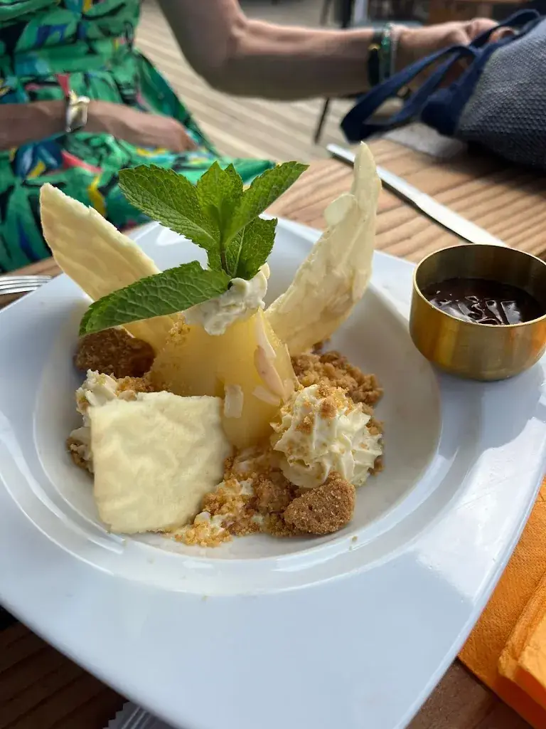 Menu_LA LOUVE_Angles_immagine_5