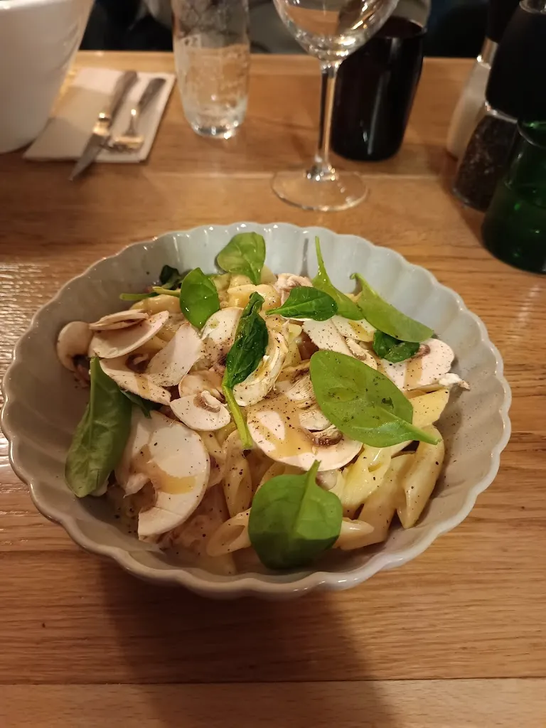 Jeff_L'eden Roc_Angles_review