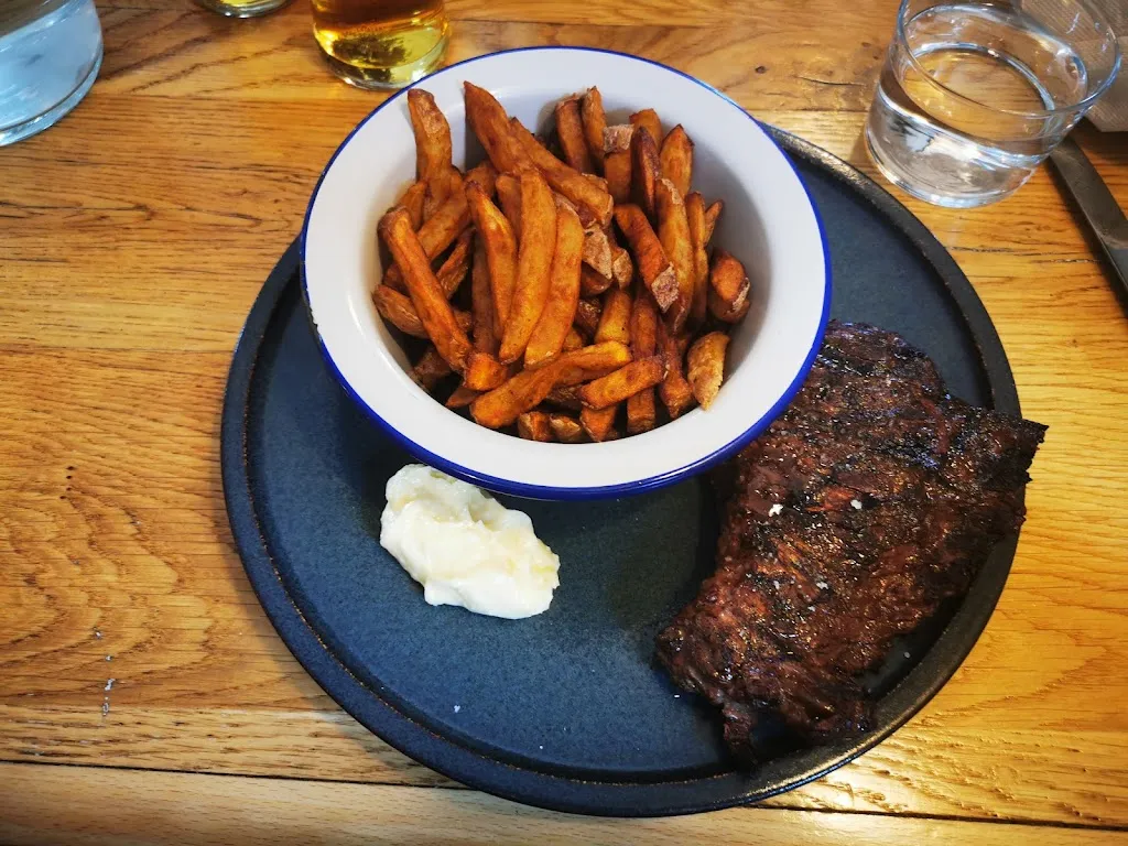 L'eden Roc_Angles_slider_image_3