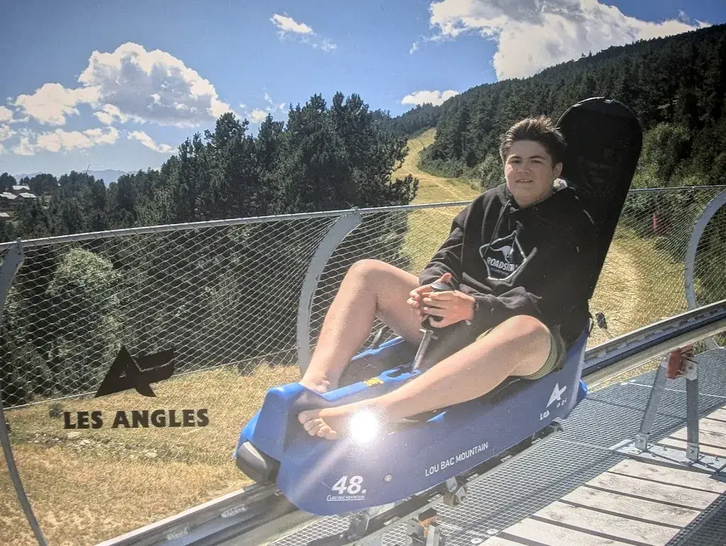 Leona Shanahan_Le Chalet Rest’O_Angles_review