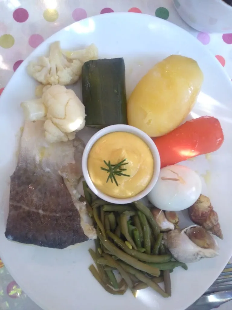 Letto Soan_Les Romarins_Angles_review