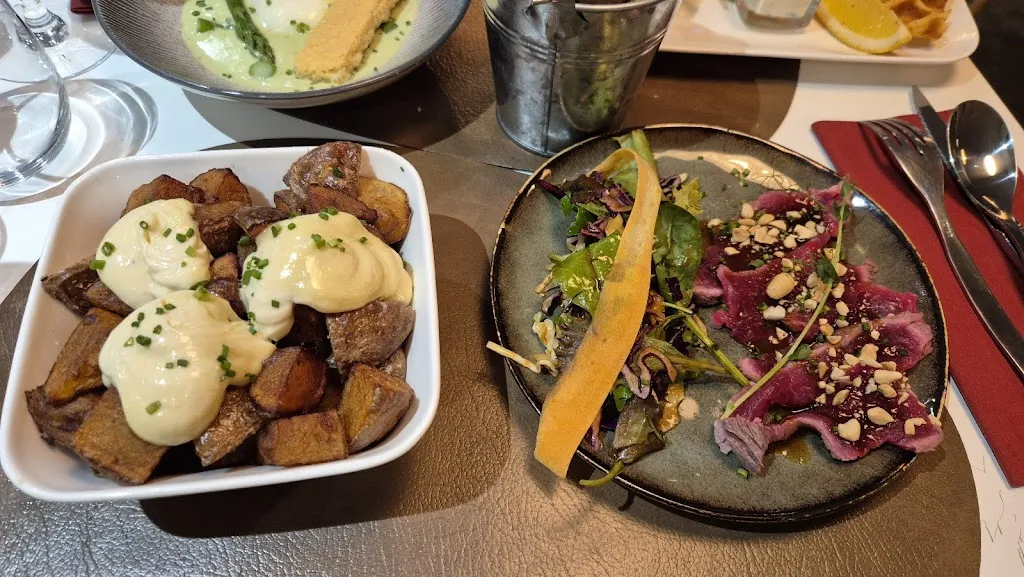 Thomas Andre_Vin Chez Moi_Angles_review