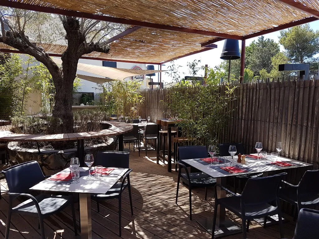 Vin Chez Moi restaurant in Angles