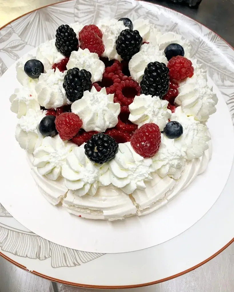 Chez Flore – Restaurant et à emporter – Les Angles 30133 – Les Priades_Angles_slider_image_3