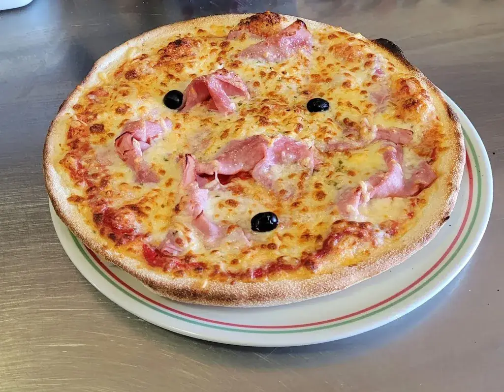 Xtreme Pizza_Angles_slider_image_2