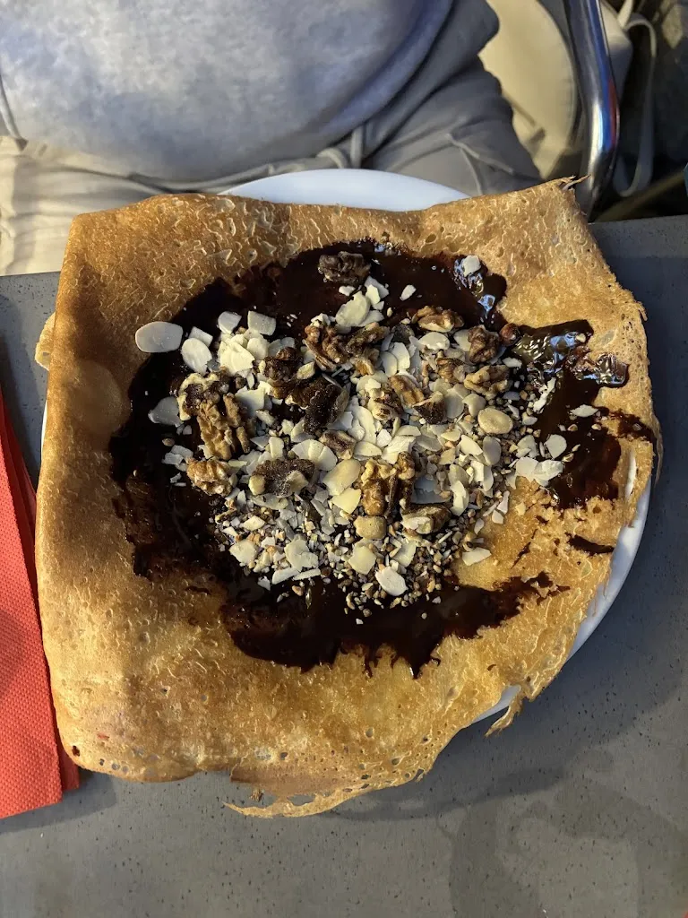 Crêperie Plein Soleil Sarl Pyrenne Alain et Valérie_Angles_slider_image_3