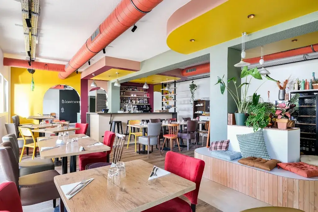 Restaurant Maison Germains_Massieux_slider_image_1