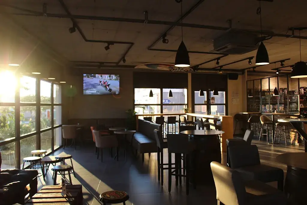 L’Angle des Bières restaurant in Angles