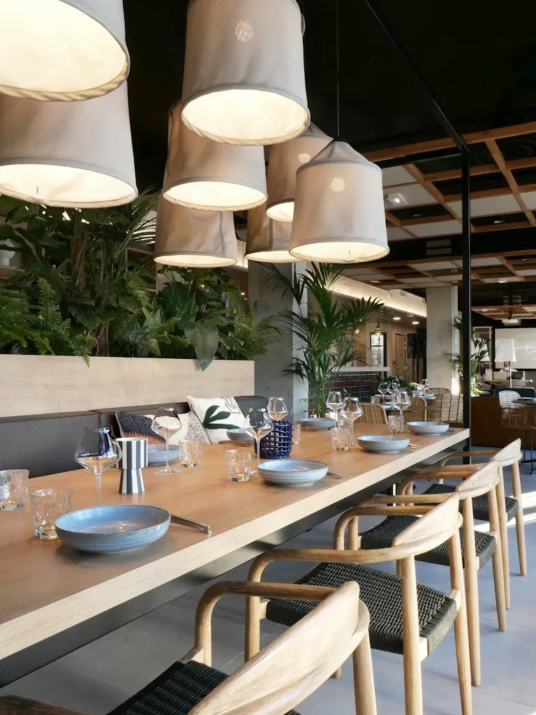 Restaurant - Bar LE MOOD restaurant in Lunel