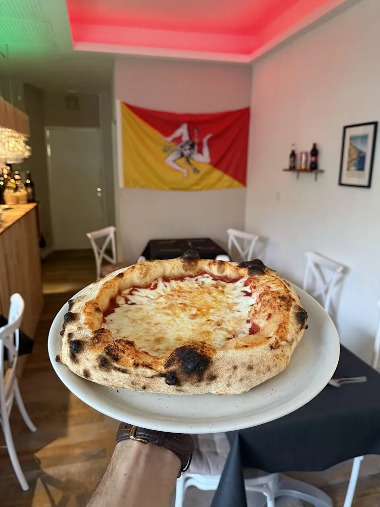 La Bella Tavola - Lunel Viel_Lunel-Viel_slider_image_3