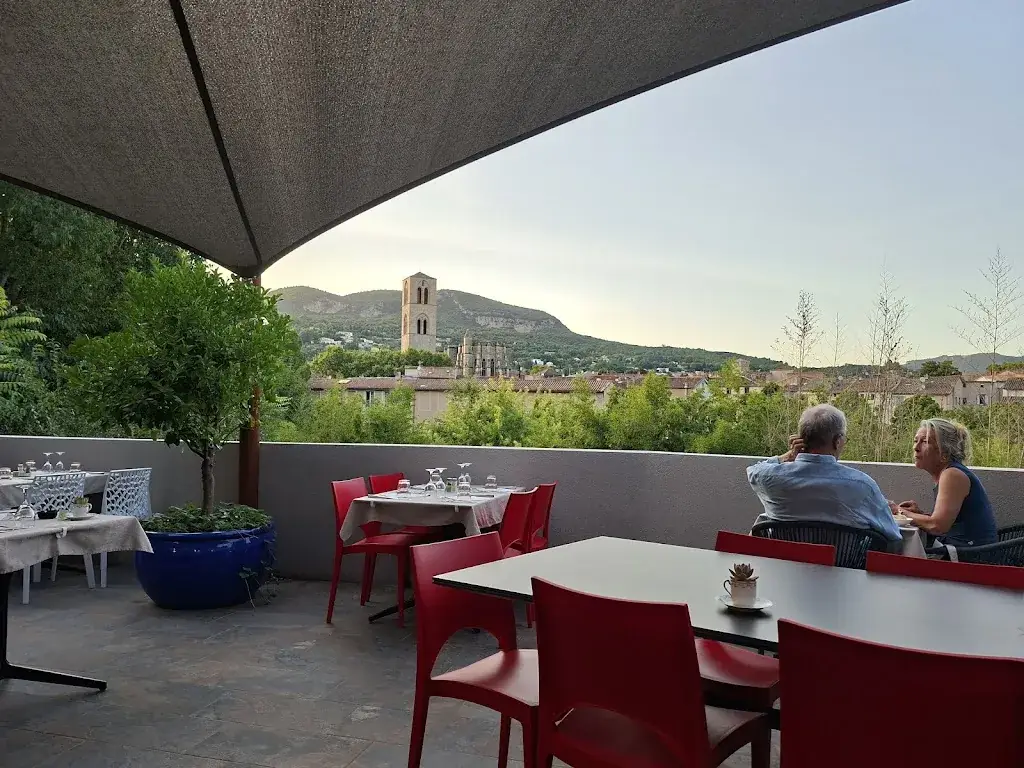 claire peuplard_Chez Philippe_Lodève_recensione