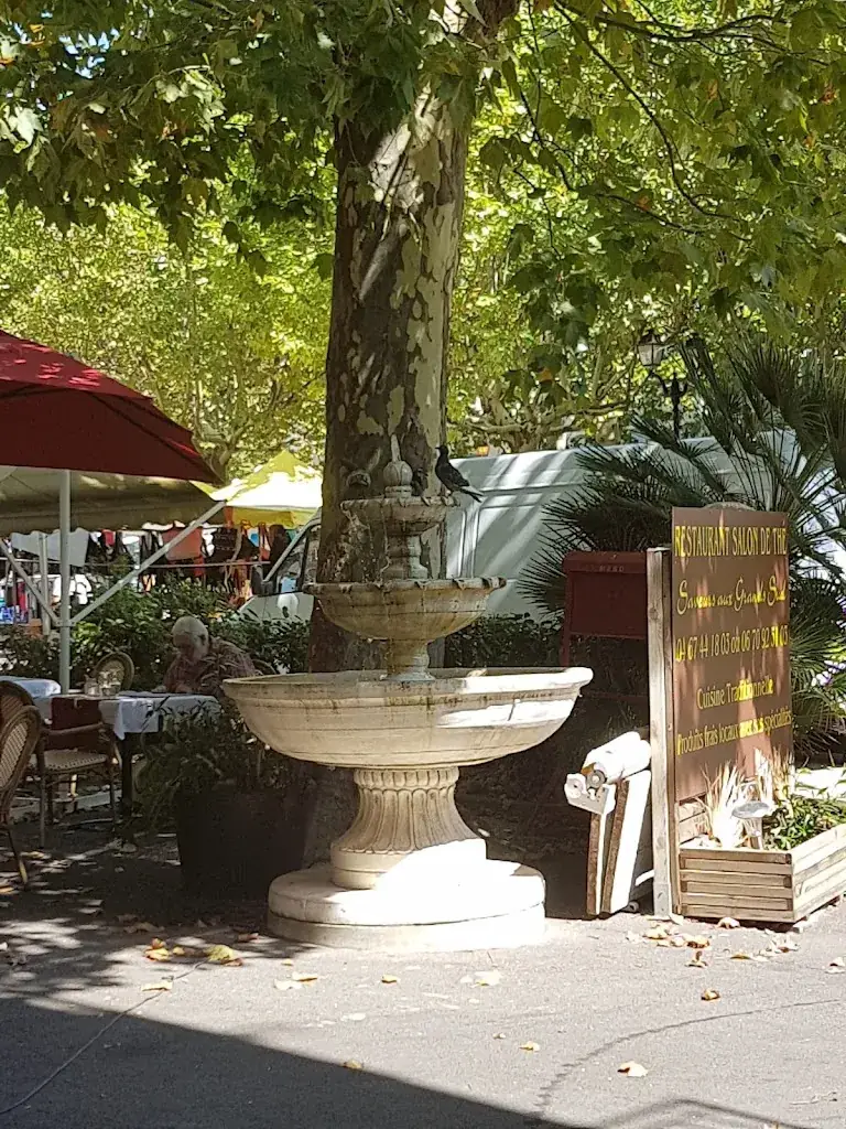 Le Petit Sommelier restaurant in Lodève