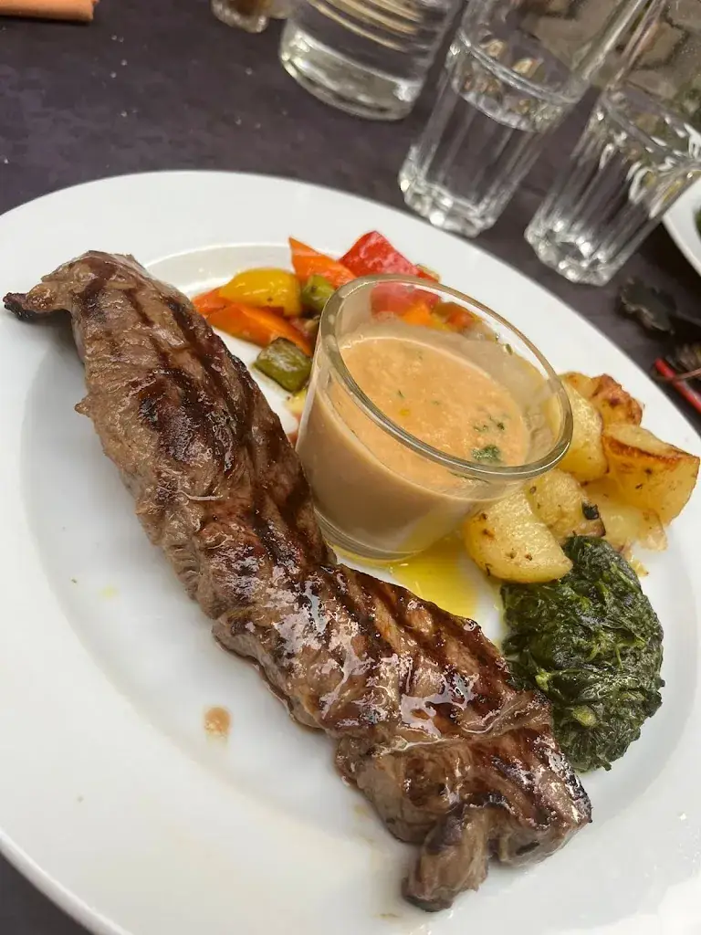 Le Petit Sommelier_Lodève_slider_image_2